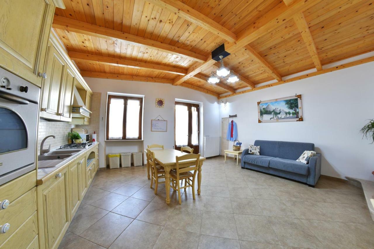 Апартаменты Marghegio' House Челье-Мессапика Экстерьер фото